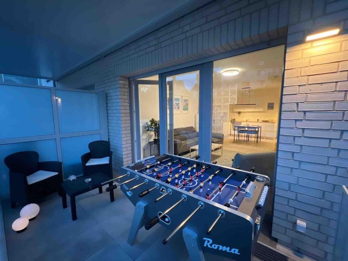 Luxurioeses Apartment,Neubau, 4 Personen, Parkplatz, Griechischer Stil Μπόχουμ Εξωτερικό φωτογραφία